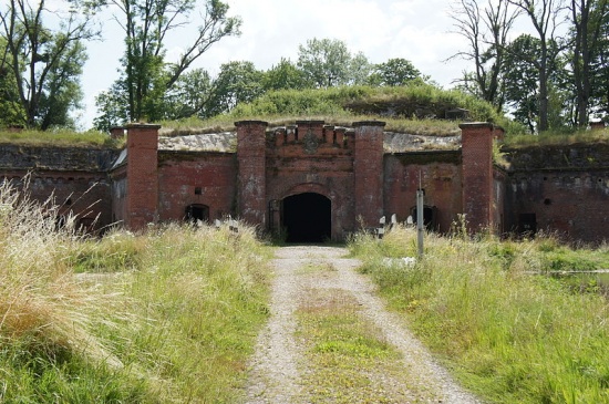 Fort Nr. 11 “Dönhoff” in Kaliningrad thumbnail