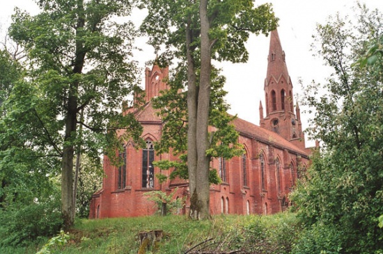 Die russisch orthodoxe Kirche gibt die einstige evangelische Kirche von Heinrichswalde an die Bürger zurück thumbnail